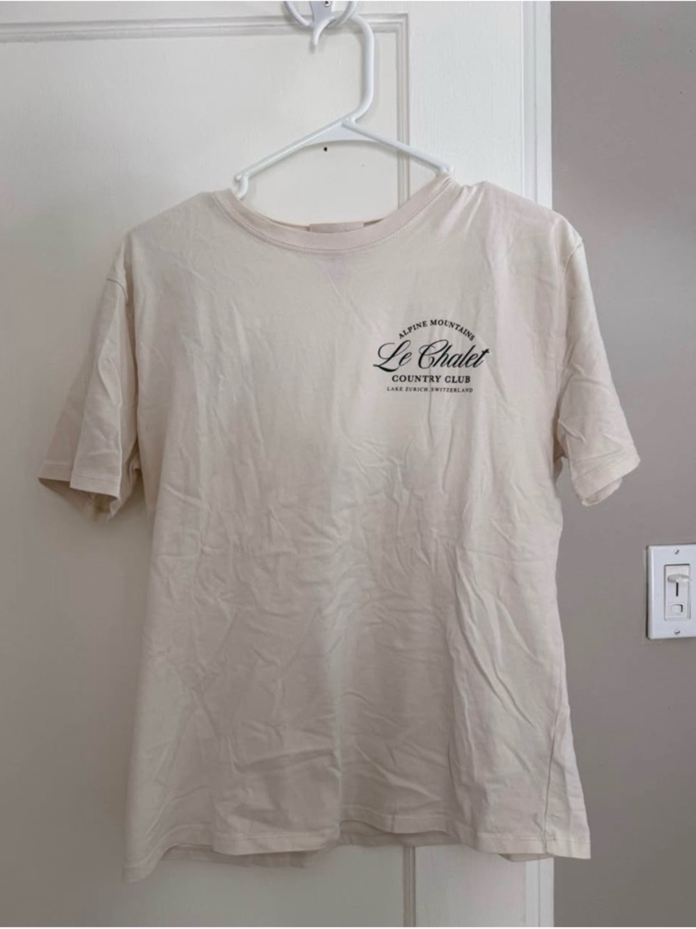 Women’s Universal Thread 100% Cotton Le Chalet Country Club T-Shirt